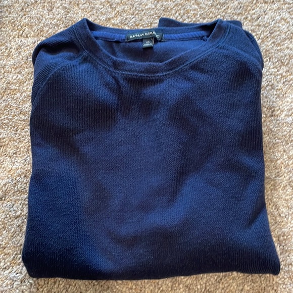 Banana Republic Men’s M Crewneck Sweater - Picture 1 of 7